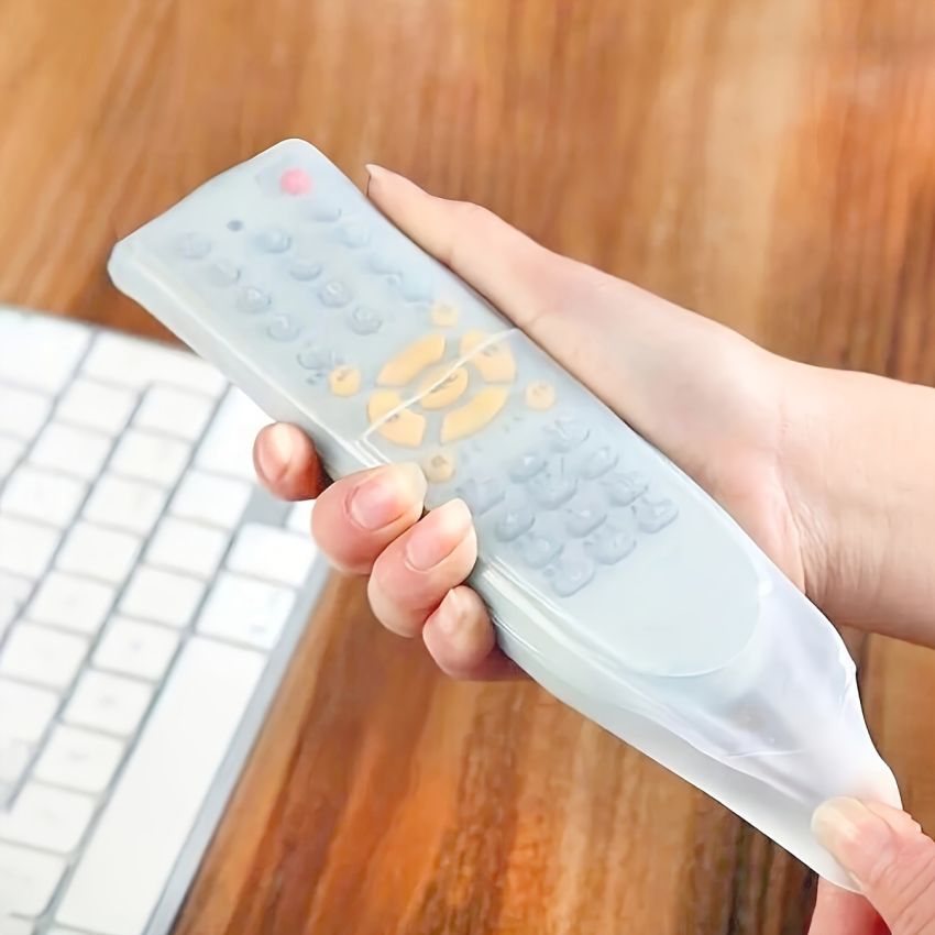 Transparent Silicone Remote Control Case – Dustproof, Protective Cover Sleeve for TV & AC Remotes with Storage Function, Durable & Lightweight Protector