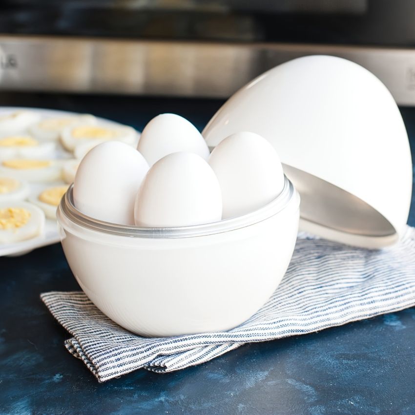 Microwave Egg Cooker – 4-Egg Hard & Soft Boiled Maker with Lid, Dishwasher-Safe Kitchen Gadget