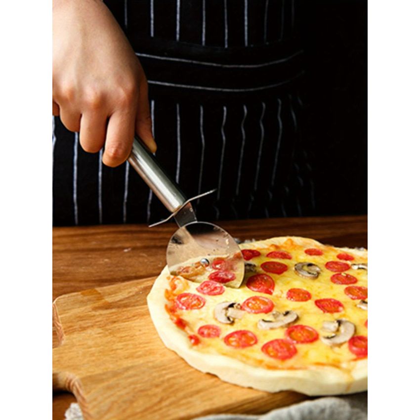 Stainless Steel Pizza Cutter Wheel – Sharp Rotating Blade with Ergonomic Handle, Heavy-Duty Pizza Slicer for Precise Cutting, Durable Kitchen Tool for Home & Professional Baking