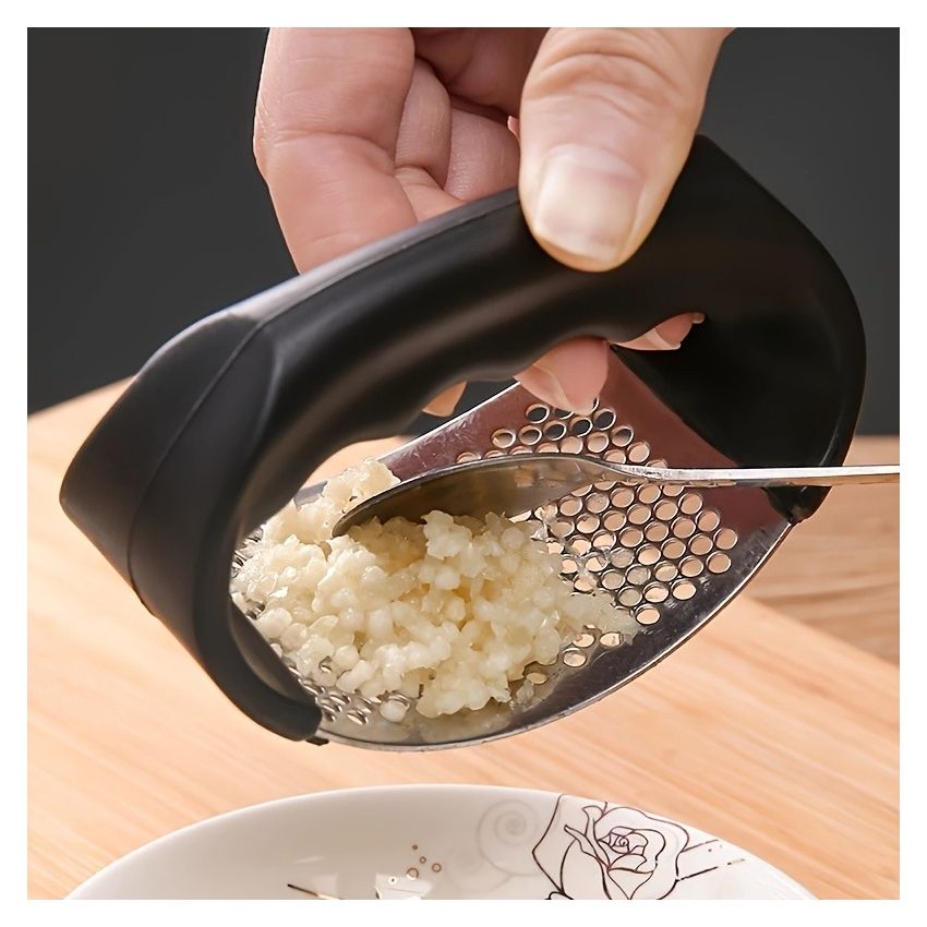 Stainless Steel Garlic Press – Manual Garlic Crusher & Mincer, Heavy-Duty Metal Construction, No Electricity, Easy to Use & Clean, Essential Kitchen Tool for Home, Dorm & Everyday Cooking